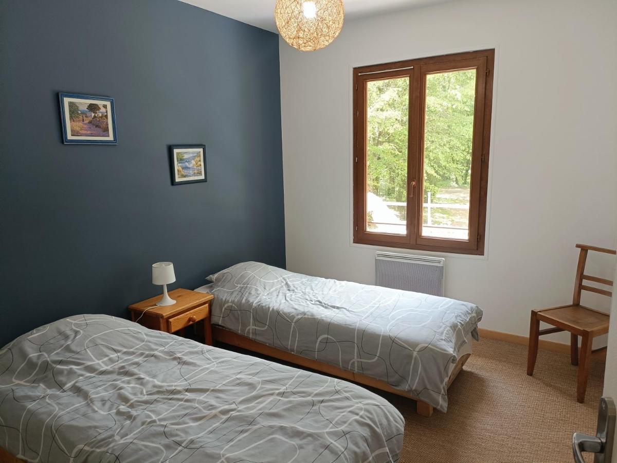 La Maison Du Bois, 10 Minutes De L'a71, 10 Minutes De Bourges Holiday home Plaimpied-Givaudins